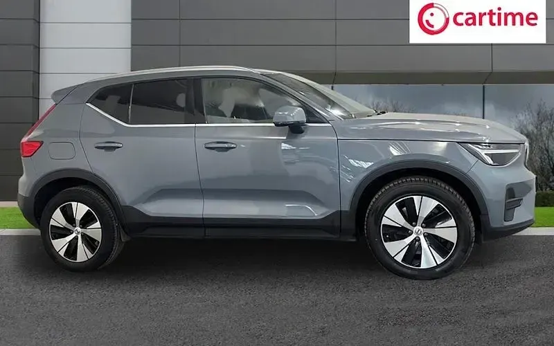 Used Volvo XC40 Core 211 HP (155 kW) 2022 Grey SUV