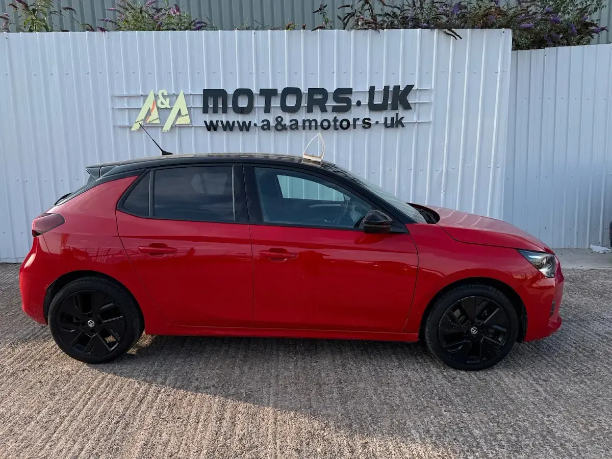 Used Vauxhall Corsa-e Edition 100 kW (136 HP) 2022 Red Hatchback