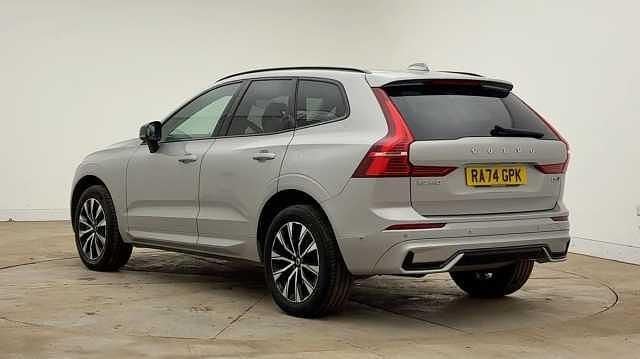 Used Volvo XC60 Plus 247 HP (181 kW) 2025 Silver SUV
