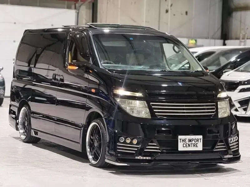 Used Nissan Elgrand 2003 Black MPV