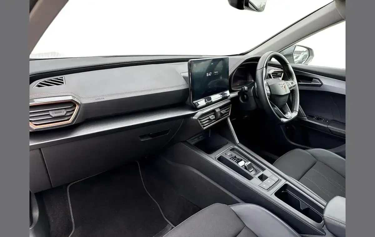 Used Cupra Formentor 200 HP (147 kW) 2024 White SUV