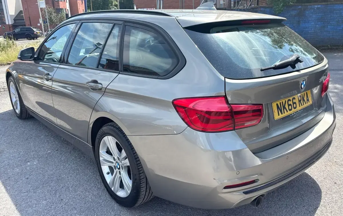 Used BMW 318 Sport Line 150 HP (110 kW) 2016 Silver Estate