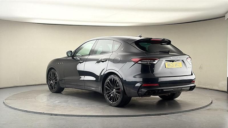 Used Maserati Levante 350 HP (257 kW) 2021 Black SUV