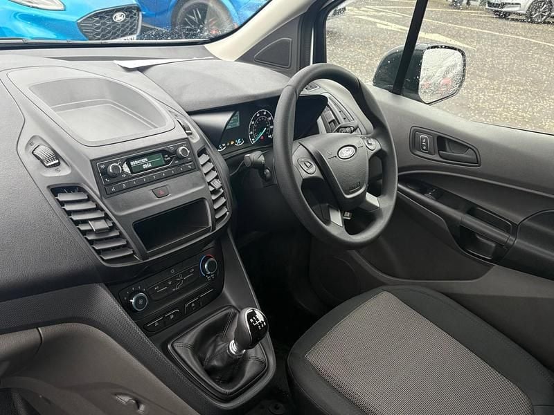 Used Ford Transit Connect 100 HP (73 kW) 2024 White MPV