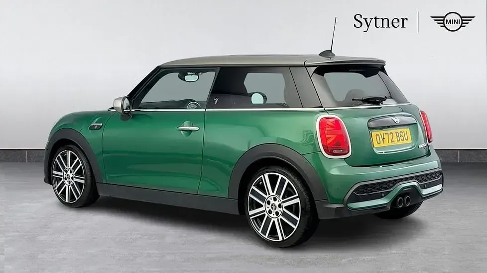 Used Mini Cooper S Exclusive 176 HP (129 kW) 2022 Green Hatchback