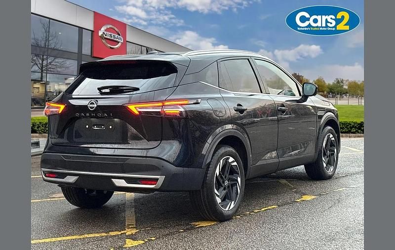 New Nissan Qashqai N-Connecta 138 HP (101 kW) 2025 Black SUV