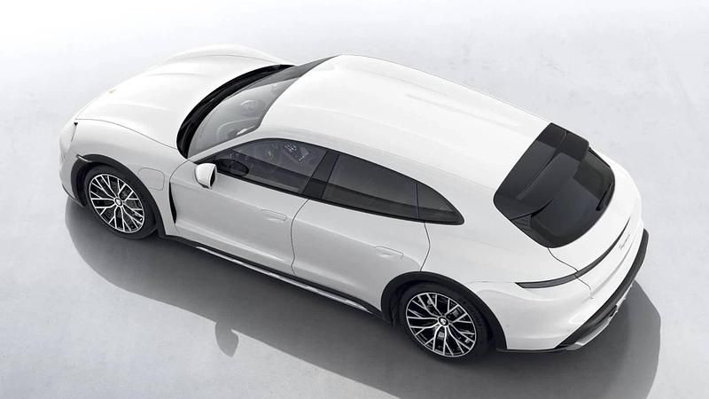 Used Porsche Taycan 350 kW (476 HP) 2021 White Estate