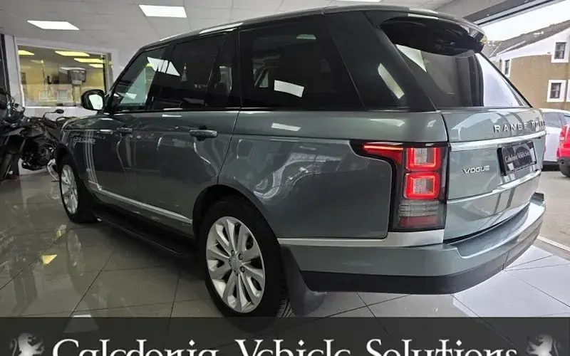 Używany Land Rover Range Rover Vogue 258 KM (189 kW) 2017 SUV