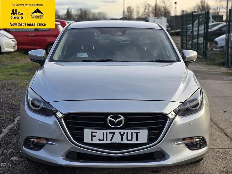 Used Mazda 3 Inclusive 121 HP (88 kW) 2017 Silver Hatchback