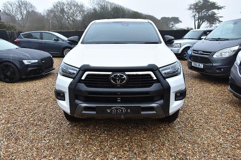 Used Toyota HiLux 2025 White Pickup
