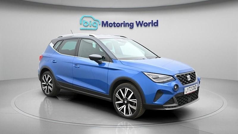 Used Seat Arona FR 110 HP (80 kW) 2023 Blue SUV