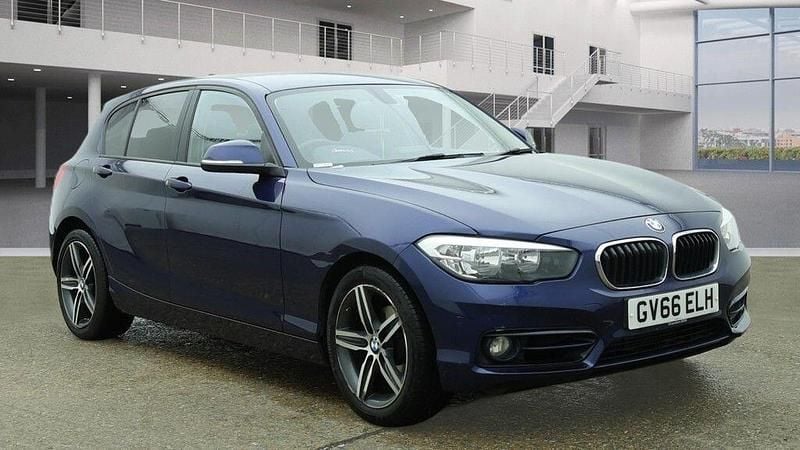 Used BMW 118 Sport Line 2016 Blue Hatchback