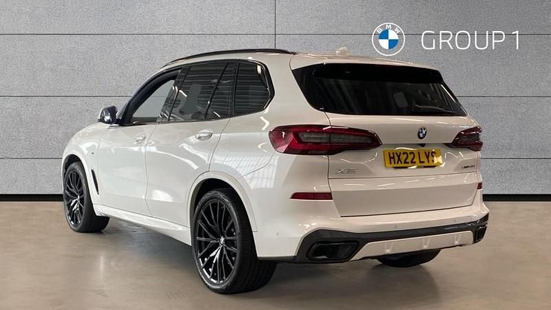 Used BMW X5 M Sport 340 HP (250 kW) 2022 White SUV