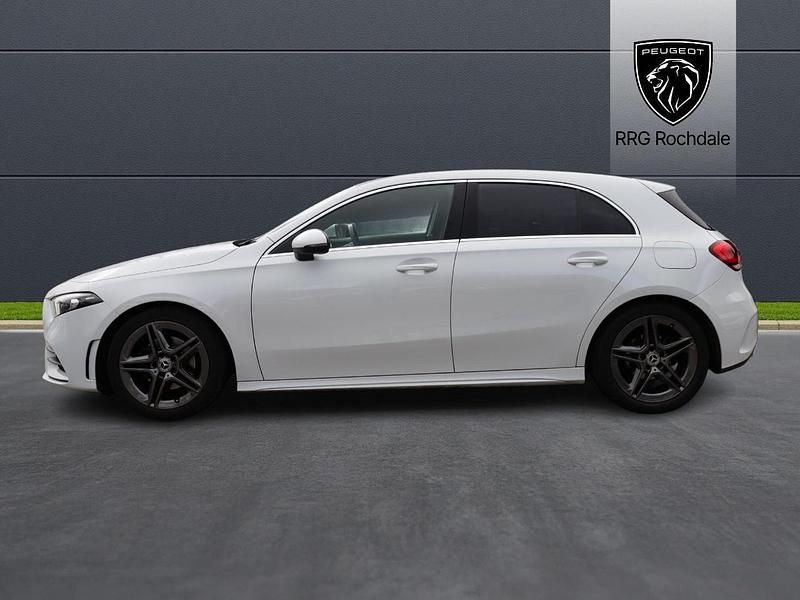 Used Mercedes A180 AMG line 134 HP (98 kW) 2021 White Hatchback