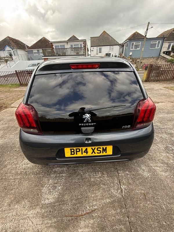 Second-hand Peugeot 108 Allure 82 CP (60 kW) 2014 Gri Hatchback