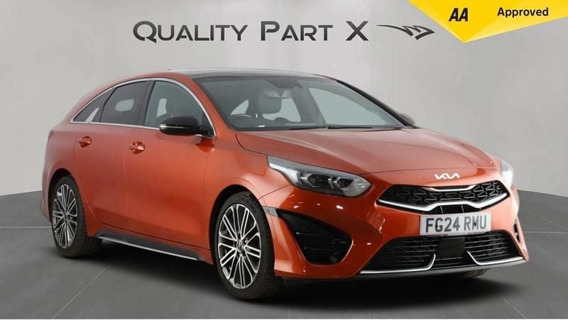 Used Kia ProCeed GT-Line S 2024 Orange Estate
