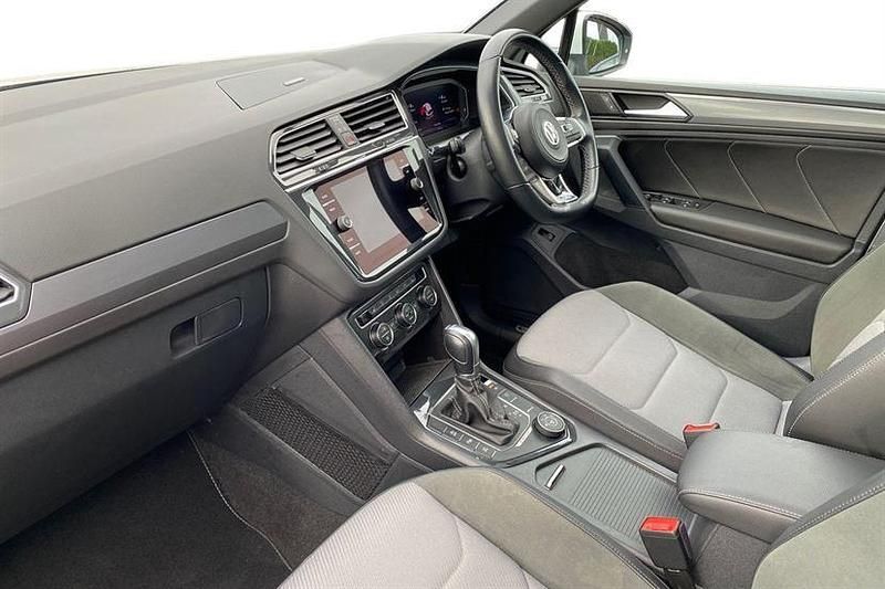 Used VW Tiguan R-line 150 HP (110 kW) 2019 White SUV