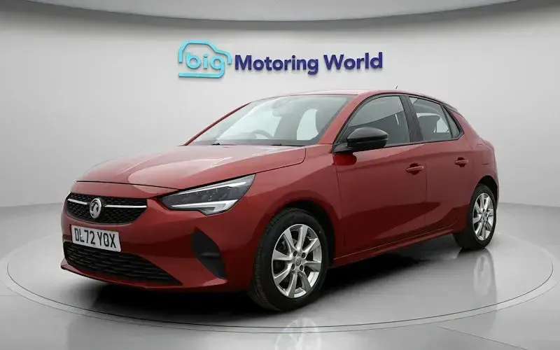 Używany Vauxhall Corsa Design Edition 75 KM (55 kW) 2023 Czerwony Hatchback