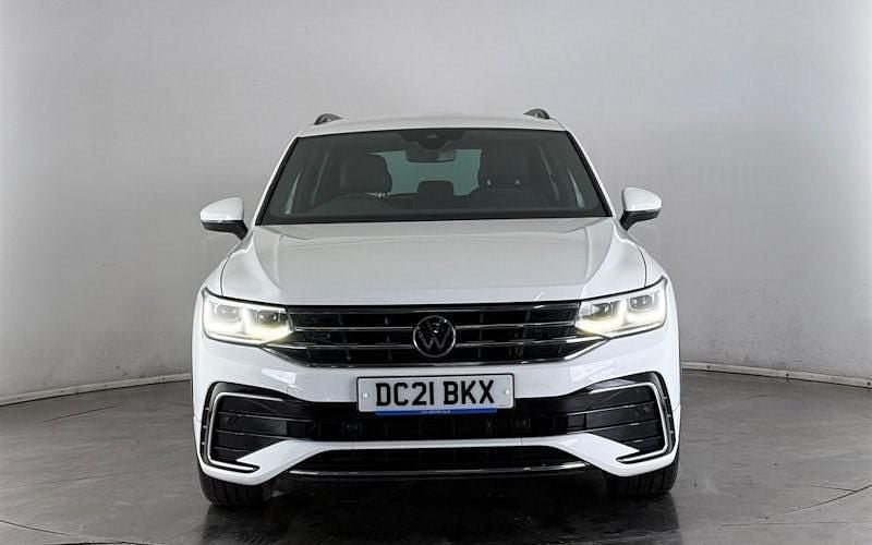 Used VW Tiguan R-line 150 HP (110 kW) 2023 SUV