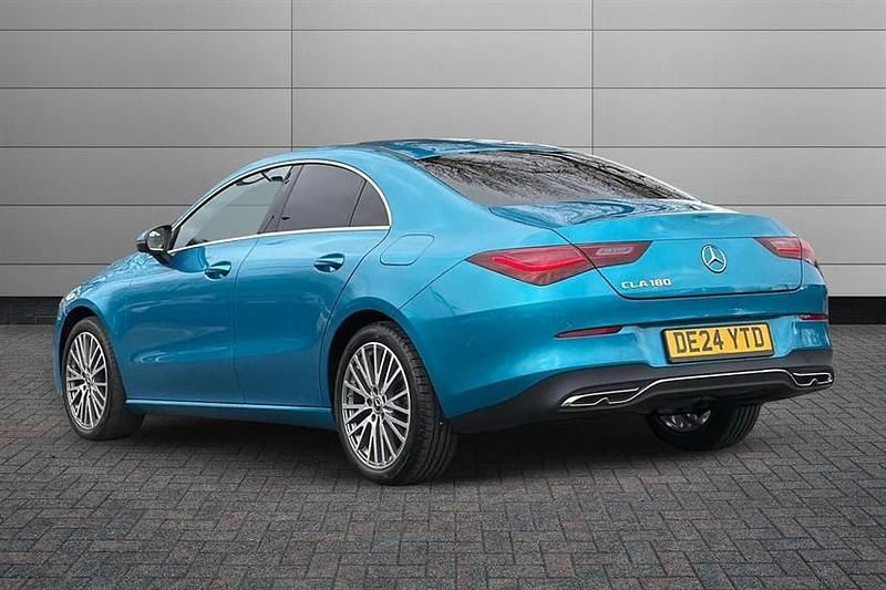 Used Mercedes CLA180 Executive 136 HP (100 kW) 2024 Hyper blue Sedan