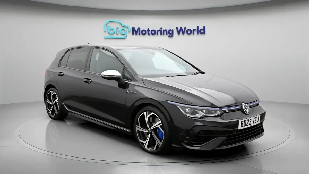 Used VW Golf VIII R 320 HP (235 kW) 2023 Hatchback