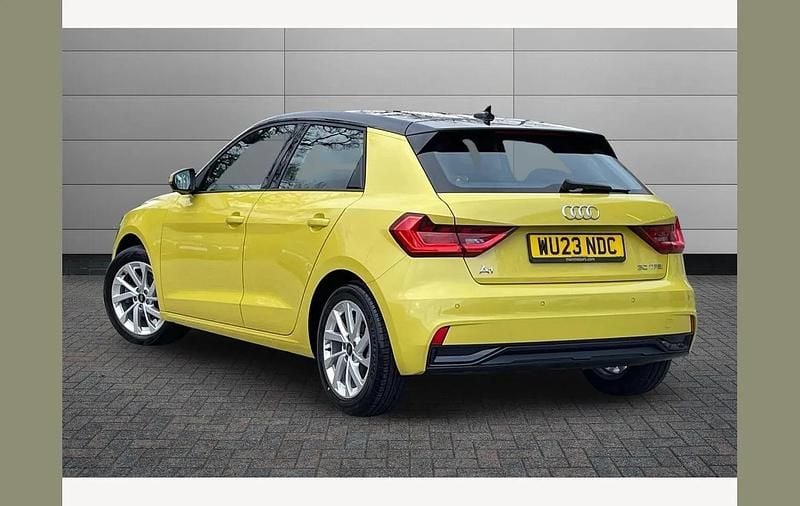Used Audi A1 Sport 110 HP (80 kW) 2023 Yellow Hatchback