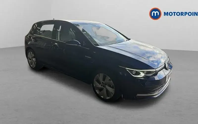 Used VW Golf VIII Style 131 HP (96 kW) 2023 Hatchback