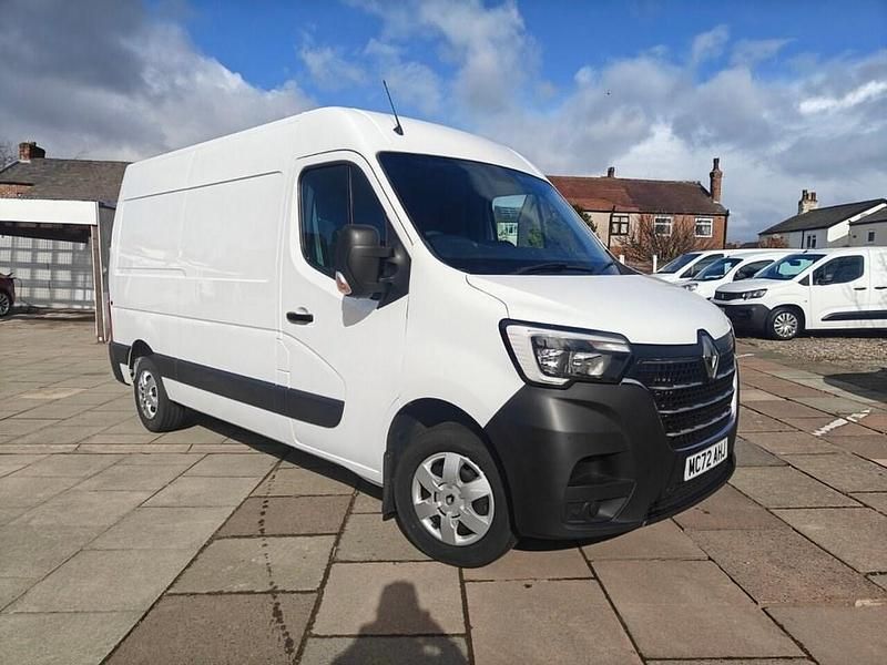 Used Renault Master Business 2022 White MPV