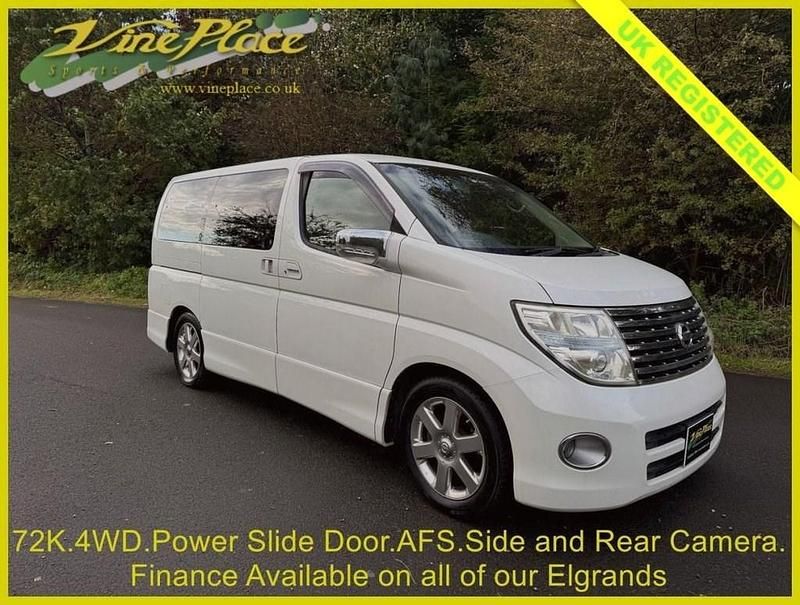 Used Nissan Elgrand 2006 White MPV