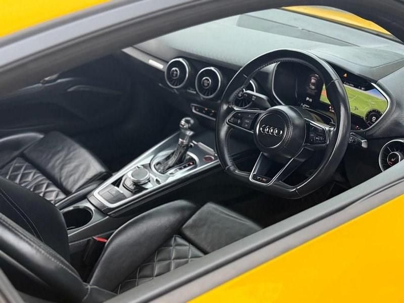 Used Audi TTS Comfort 310 HP (228 kW) 2016 Yellow Coupe