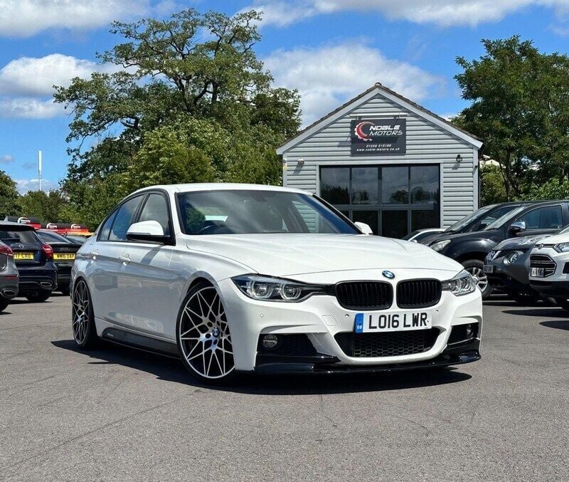 White Used 2016 BMW 330e M Sport Sedan | £11,990 (Fair price) - Image 1/4