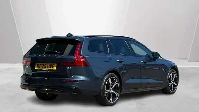 Used Volvo V60 Plus 194 HP (142 kW) 2026 Estate