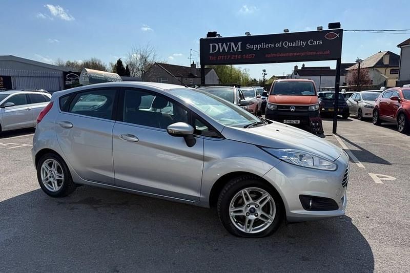 Silver Used 2013 Ford Fiesta Zetec Hatchback | £3,290 (Fair price) - Image 1/1
