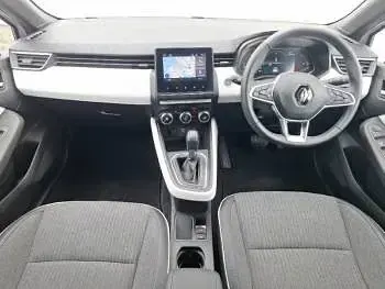 Used Renault Clio Techno 145 HP (106 kW) 2022 White Hatchback