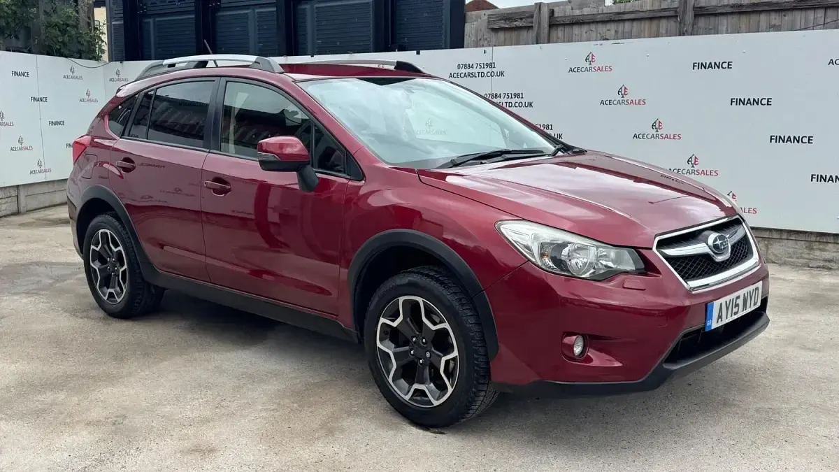 Used Subaru XV 150 HP (110 kW) 2015 Red SUV