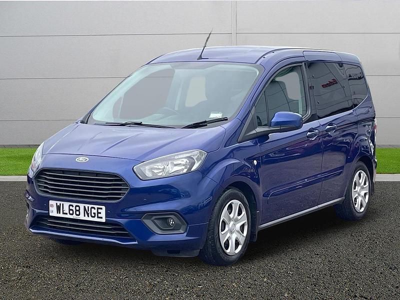 Used Ford Tourneo Courier Zetec 2019 Blue MPV