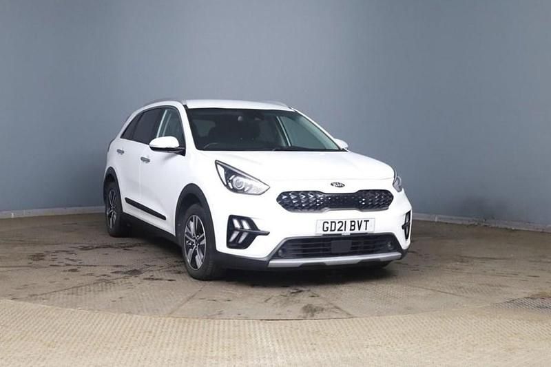 White Used 2021 Kia Niro SUV | £12,990 (Good price) - Image 1/1
