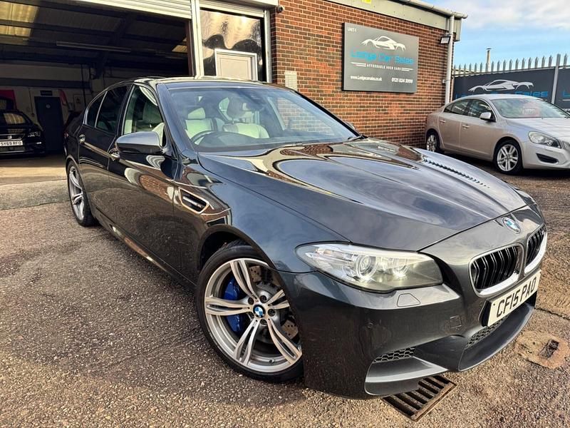Used BMW M5 Comfort Edition 2015 Grey Sedan