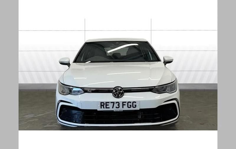 Used VW Golf VIII R-line 147 HP (108 kW) 2023 White Hatchback