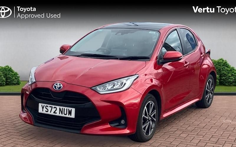 Used Toyota Yaris Hybrid Design 116 HP (85 kW) 2026 Hatchback