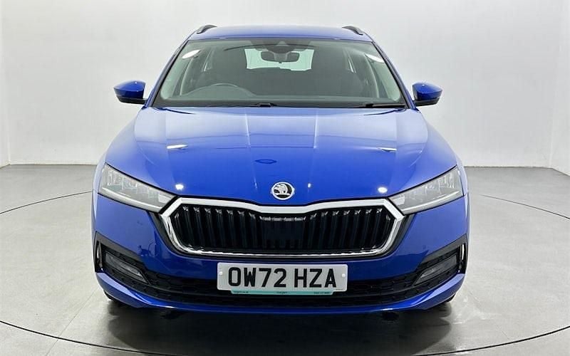 Używany Skoda Octavia SE Technology 150 KM (110 kW) 2023 Niebieski Kombi