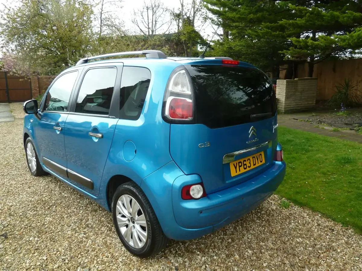 Used Citroën C3 Picasso Exclusive 120 HP (88 kW) 2014 Blue MPV