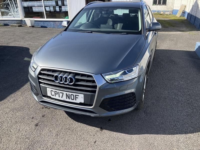 Używany Audi Q3 Sport 2017 Szary SUV