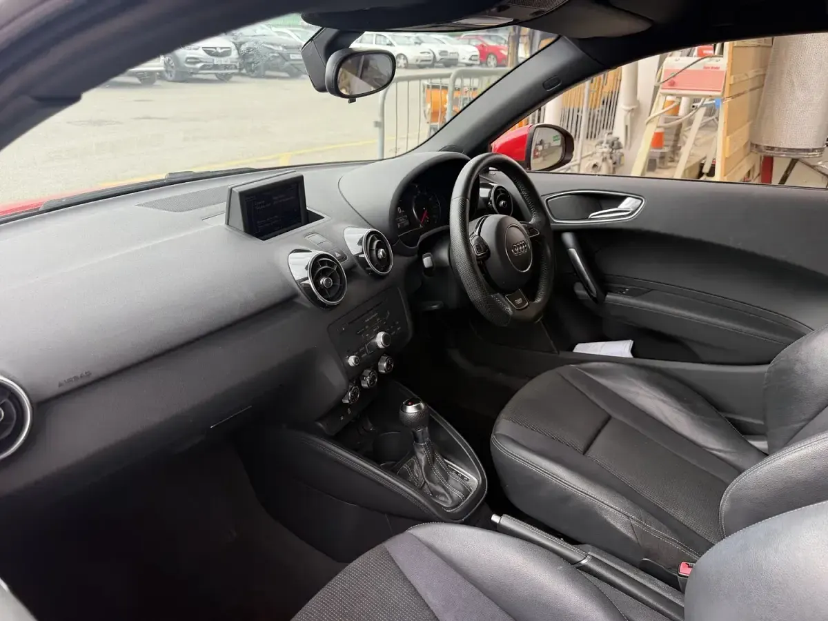 Used Audi A1 Black Edition 185 HP (136 kW) 2012 Red Hatchback