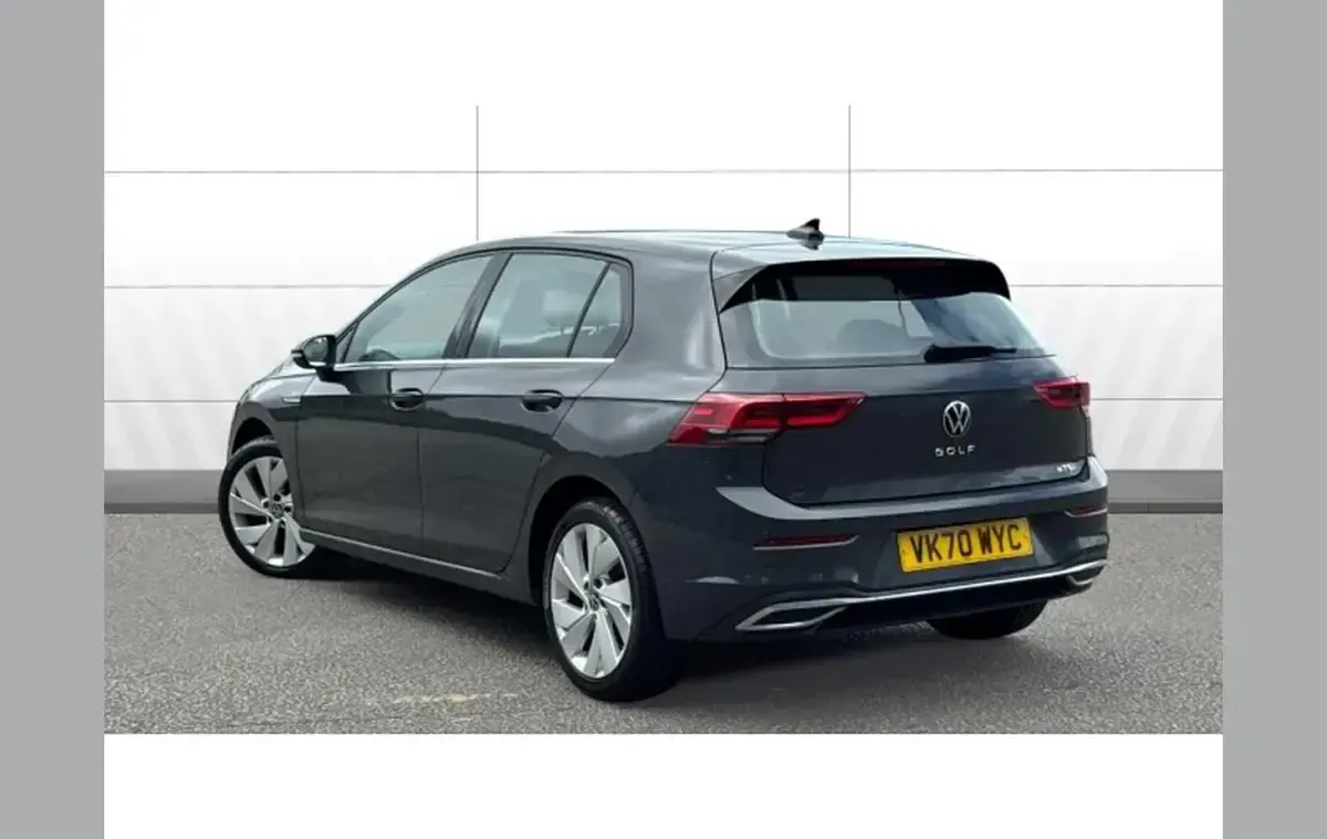 Used VW Golf VIII Style 147 HP (108 kW) 2020 Grey Hatchback