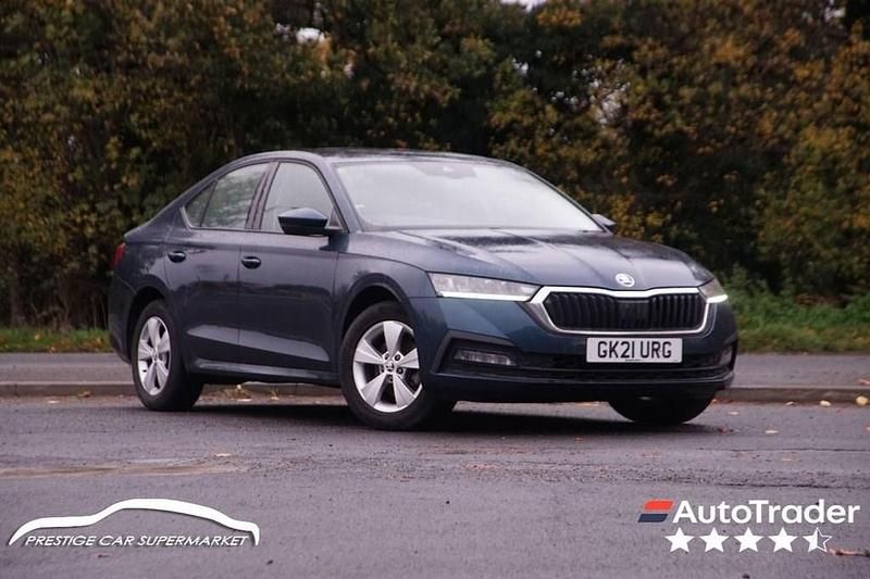 Blue Used 2021 Skoda Octavia SE First Edition Hatchback | £11,999 (Good price) - Image 1/4