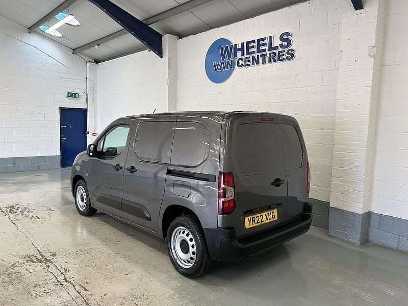 Used Toyota Proace Active 120 HP (88 kW) 2022 Grey MPV