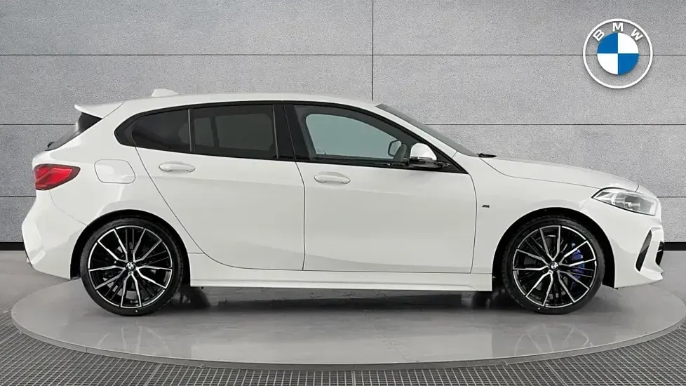 Used BMW 120 M Sport 187 HP (137 kW) 2020 White Hatchback
