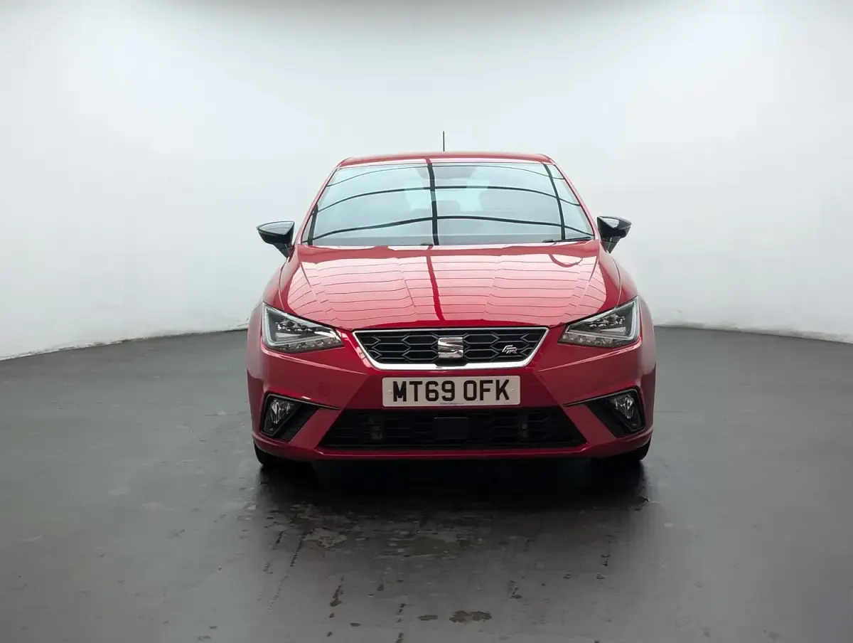 Usado Seat Ibiza FR 95 CV (69 kW) 2020 Rojo Utilitario