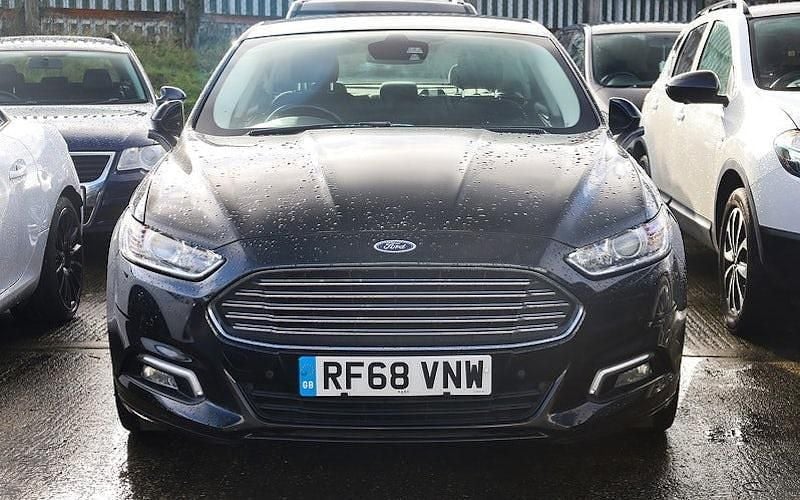 Black Used 2018 Ford Mondeo Zetec Hatchback | £5,500 (Fair price) - Image 1/1